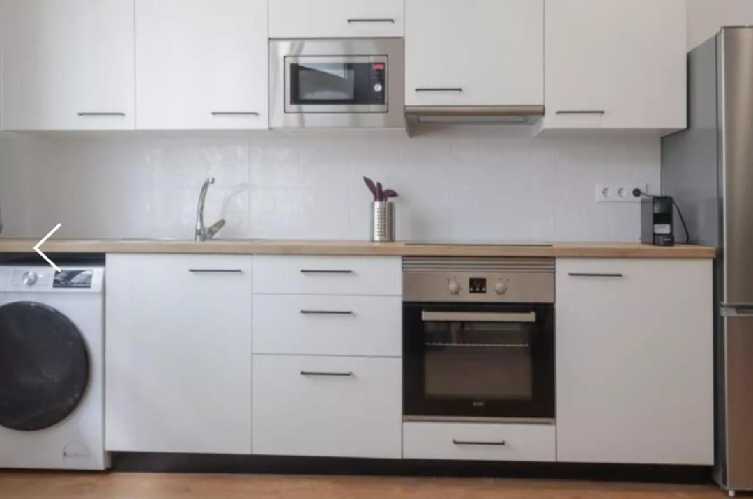 Apartament Moderno Estudio En Usera - A 15 Minutos Del Centro Madrid