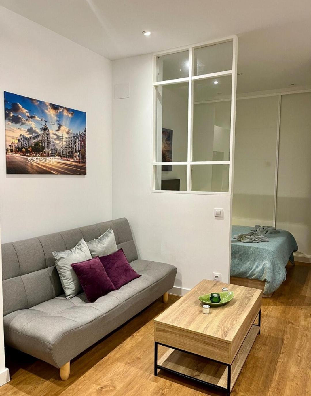 Appartement Moderno Estudio En Usera - A 15 Minutos Del Centro *