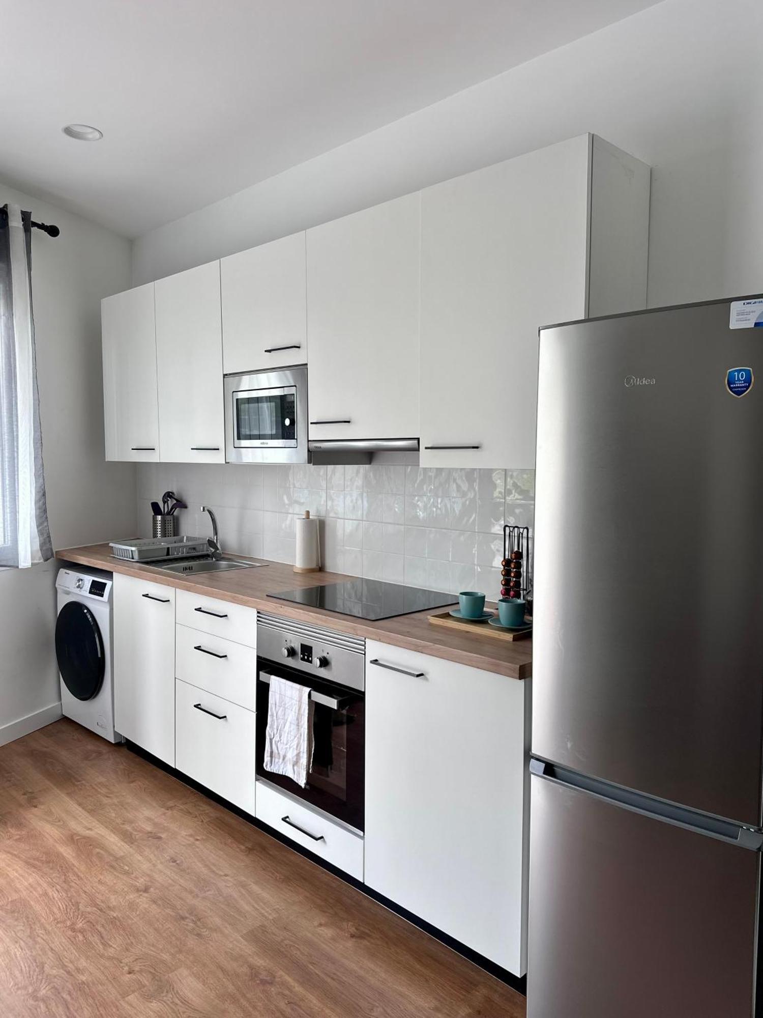 Moderno Estudio En Usera - A 15 Minutos Del Centro Appartement
